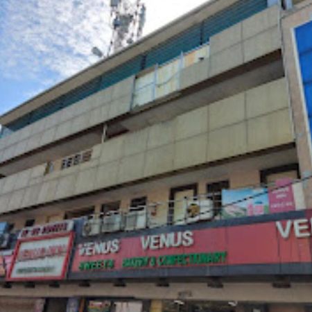 Hotel Venus Inn Bhubaneshwar Bhuvanesvar Kültér fotó