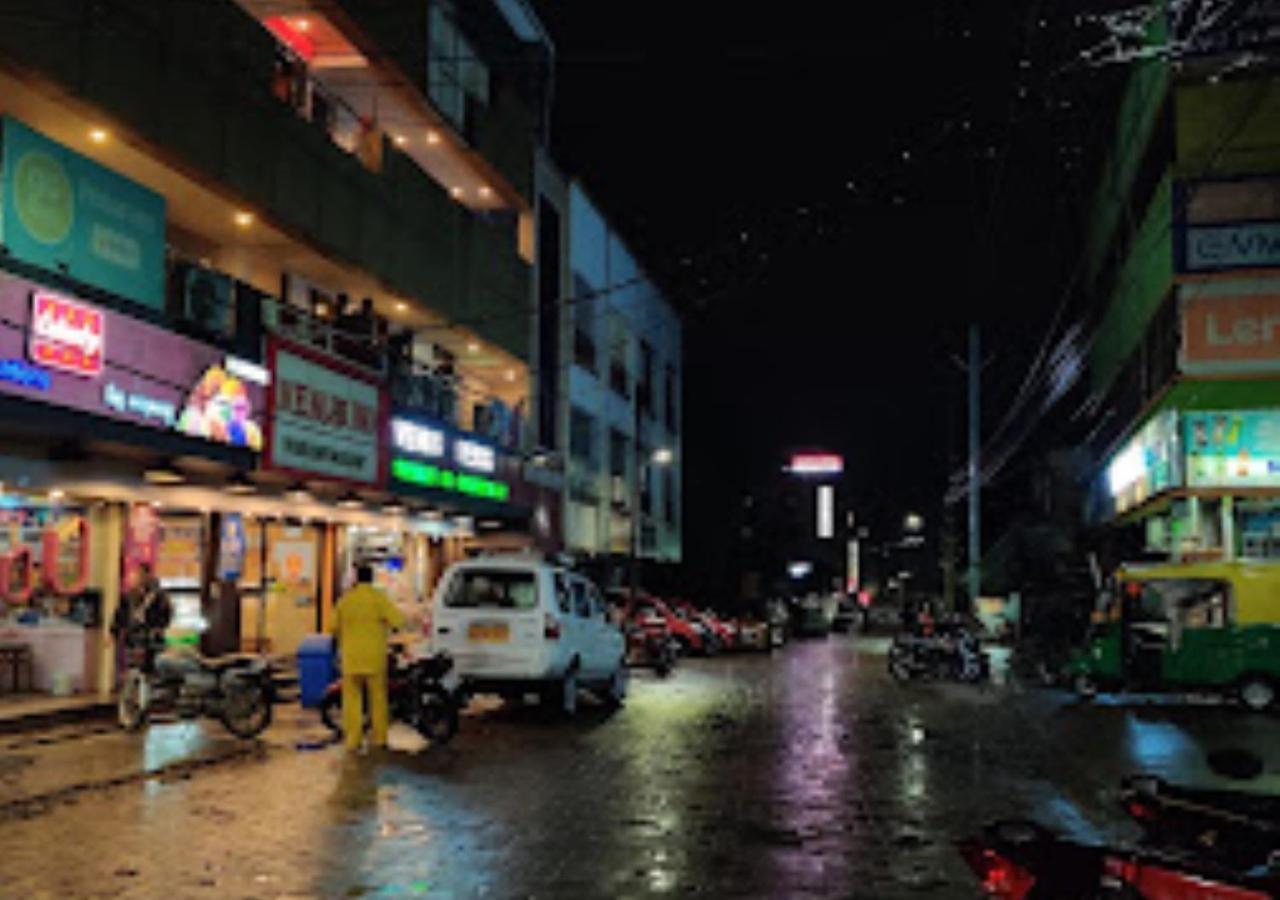 Hotel Venus Inn Bhubaneshwar Bhuvanesvar Kültér fotó