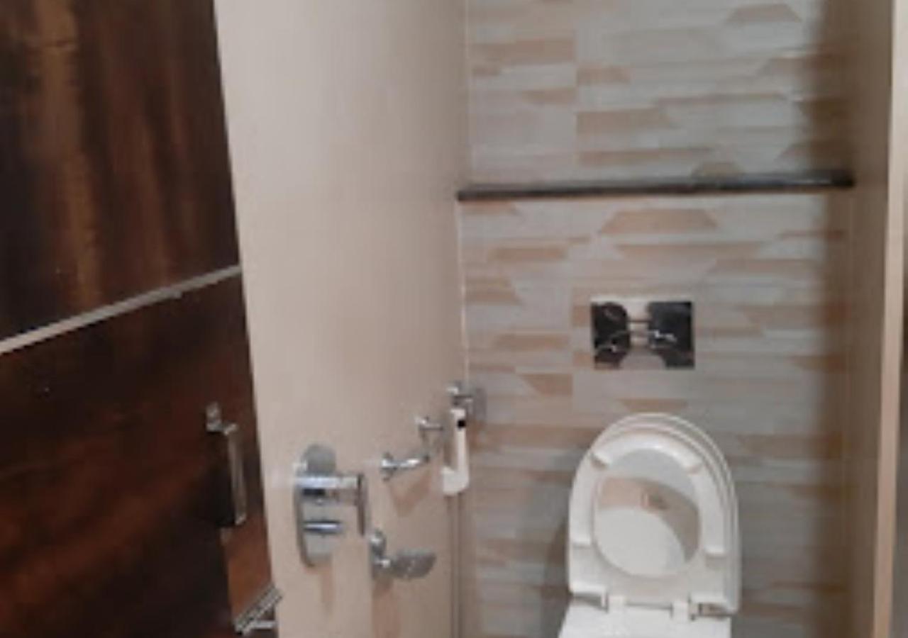 Hotel Venus Inn Bhubaneshwar Bhuvanesvar Kültér fotó